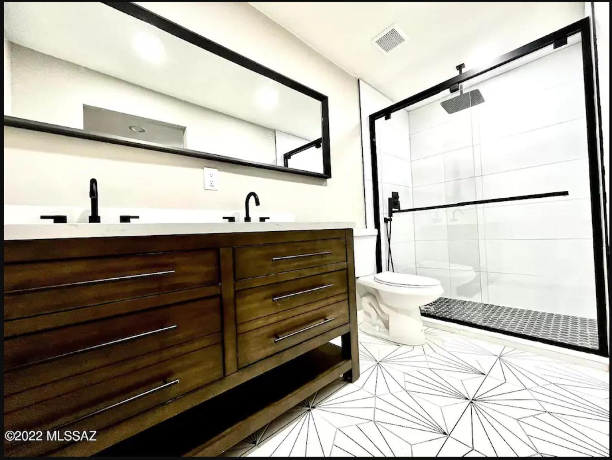 Private Home - Heated Pool, Billiards, Darts, Foosball, Fireplace, 5 Smart Tvs, Bbq, Cotton Bedding - The Saguaro Sanctuary, Pool Heat Optional Tucson Exterior photo